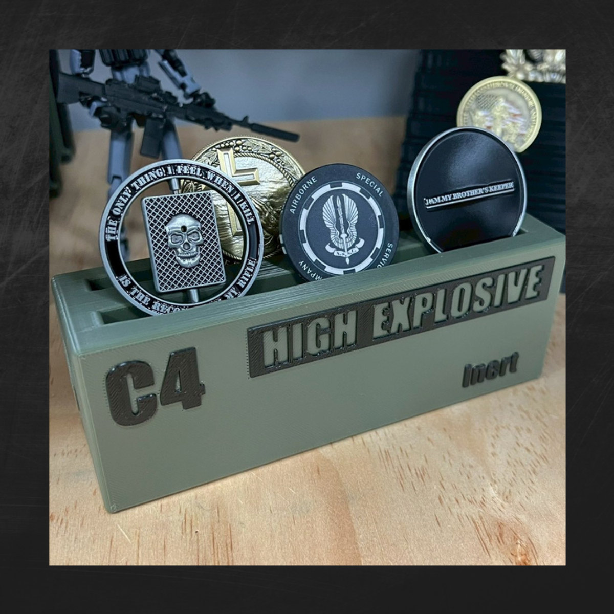 C4炸藥箱硬幣座//C4 Coin Crate