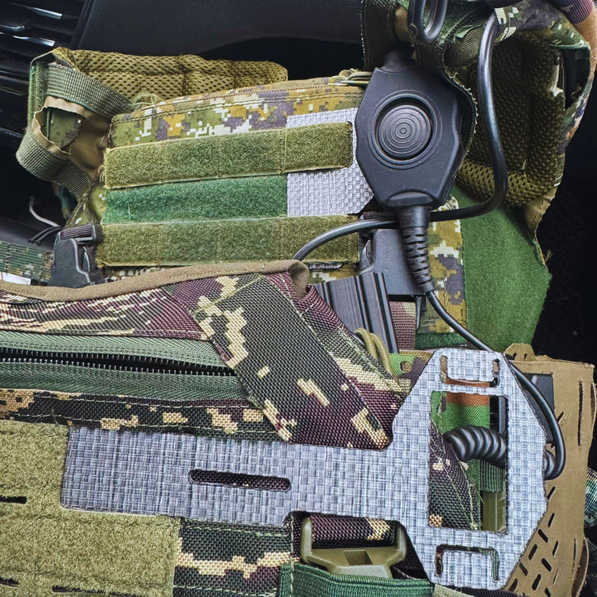 CommSled: MHR-112 PTT側移板